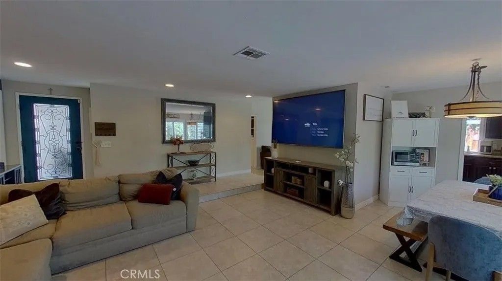 Photo of 2885 Cascabel Way, Riverside, CA 92503 (MLS # IV26084122)