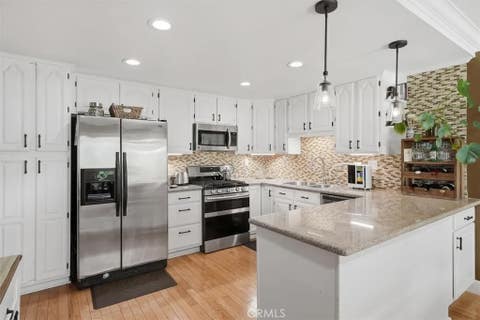 Photo of 28828 Loretta Lane, Canyon Country, CA 91387 (MLS # SR26157230)