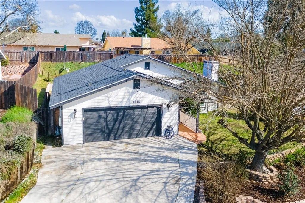 Photo of 1736 Wade Dr, Paso Robles, CA 93446 (MLS # NS26034234)