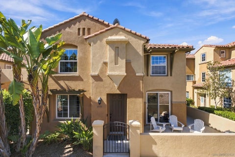 Photo of 1555 Caminito Zaragosa, Chula Vista, CA 91913 (MLS # 260025473)