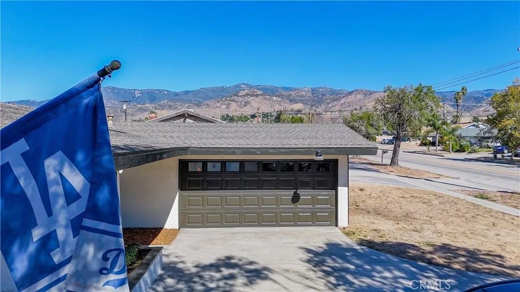 Photo of 6120 Arden Ave, San Bernardino, CA 92404 (MLS # CV25243783)