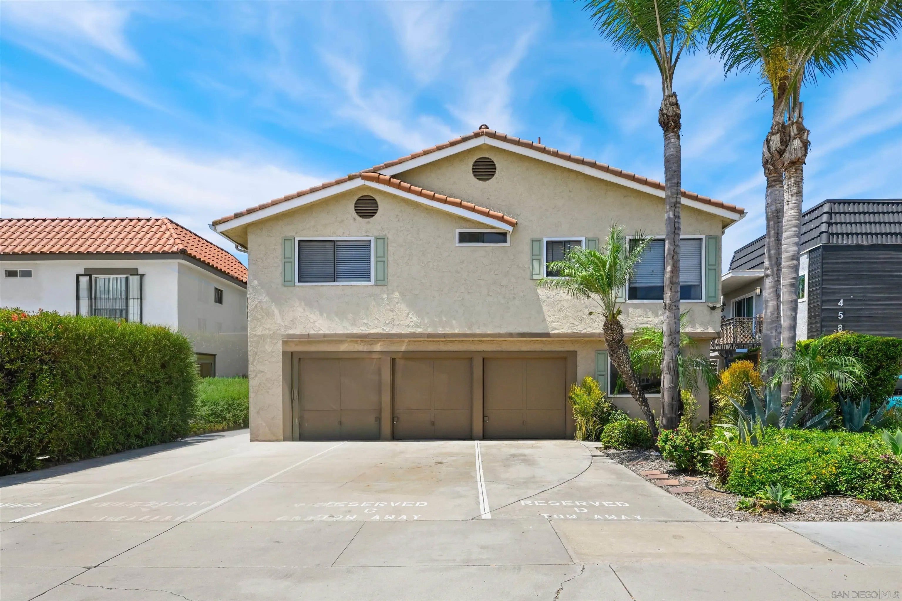 4576 Hawley 5