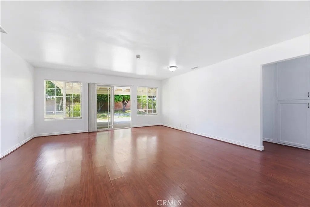 Photo of 8116 Ponce Avenue, Canoga Park, CA 91304 (MLS # OC26106510)