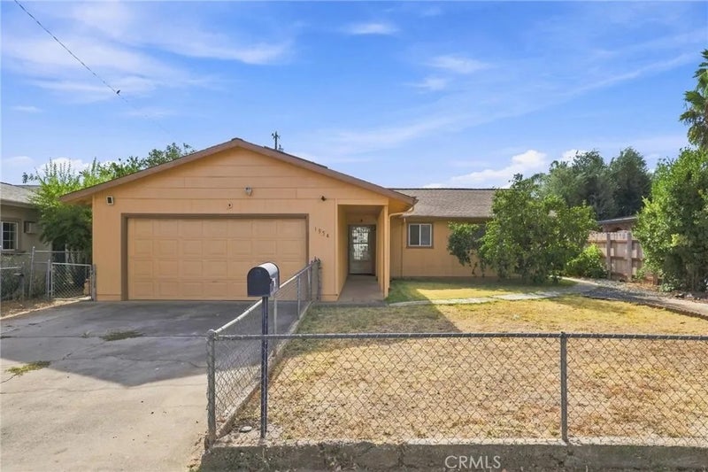 1954 Pinewood Way
