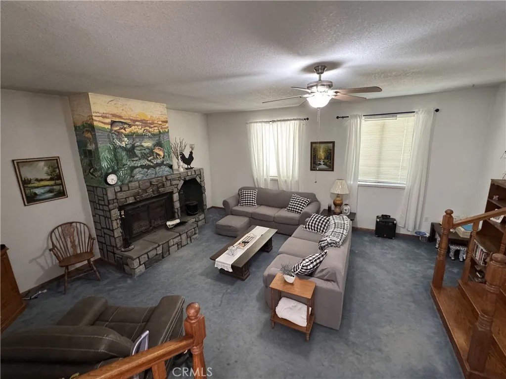 35648 Mountain View Road