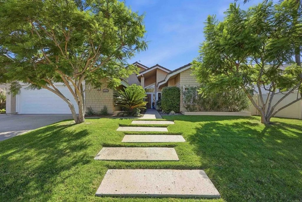 Photo of 1101 Via Mil Cumbres, Solana Beach, CA 92075 (MLS # NDP2609352)