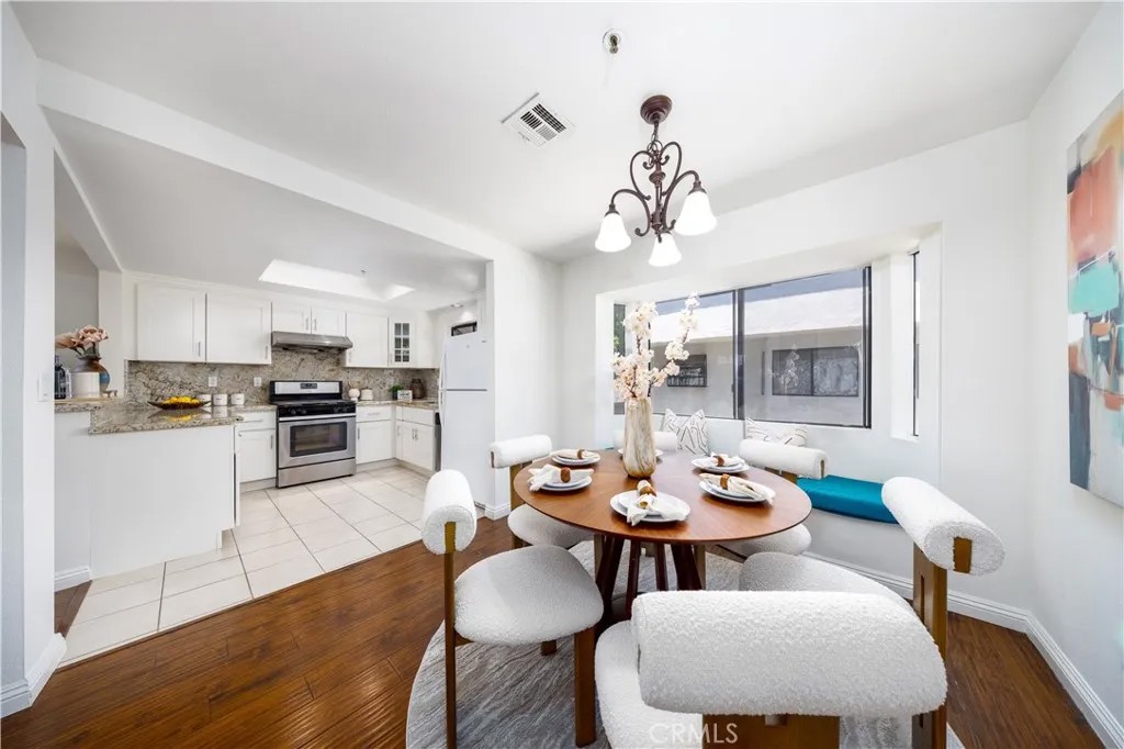 511 N Curtis F