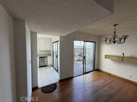 Tiny photo for 9620 Sepulveda #39, North Hills, CA 91343 (MLS # SR26099173)