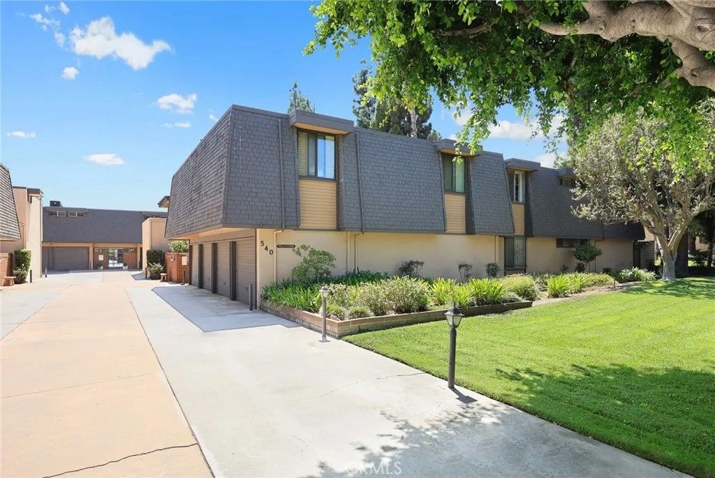 Photo of 540 Fairview Ave #34, Arcadia, CA 91007 (MLS # AR25277918)