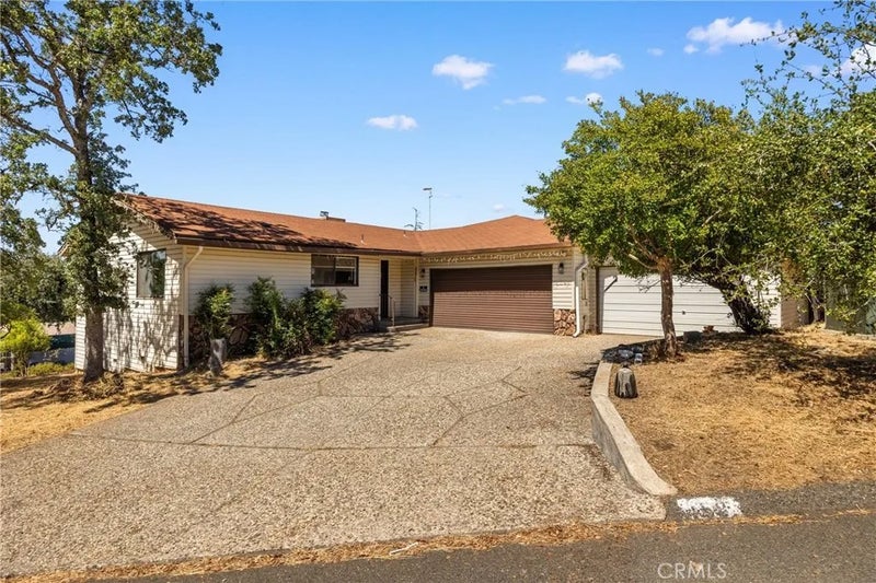158 Apache Circle