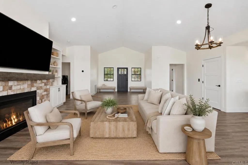 4344 Summit Drive