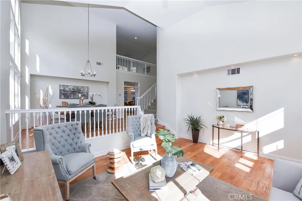 2748 Ashwood Circle