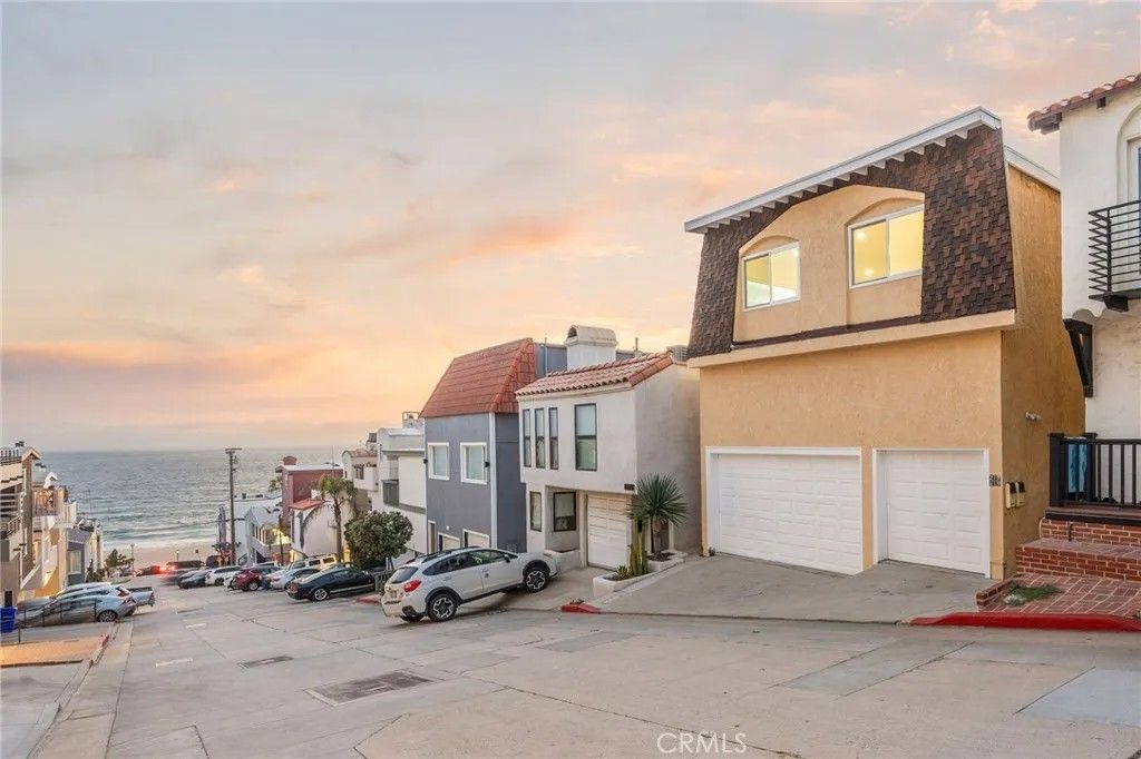 Photo of 217 43rd, Manhattan Beach, CA 90266 (MLS # PW26024290)