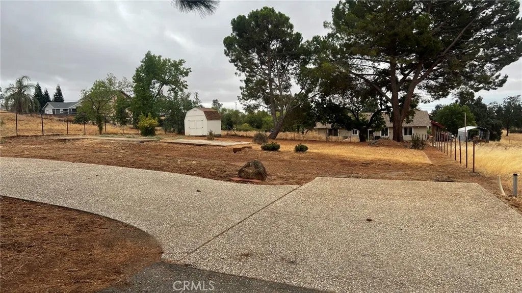 Photo of 86 Grinding Rock RD, Paradise, CA 95969 (MLS # SN26211636)