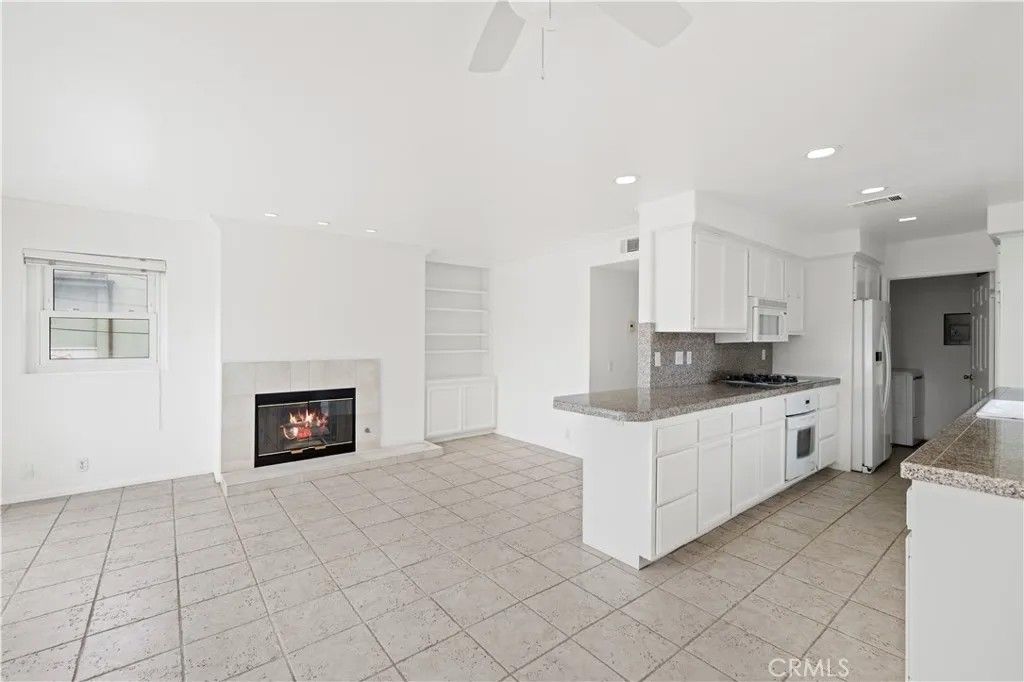 Photo of 3008 W Balboa Blvd, Newport Beach, CA 92663 (MLS # NP26077164)