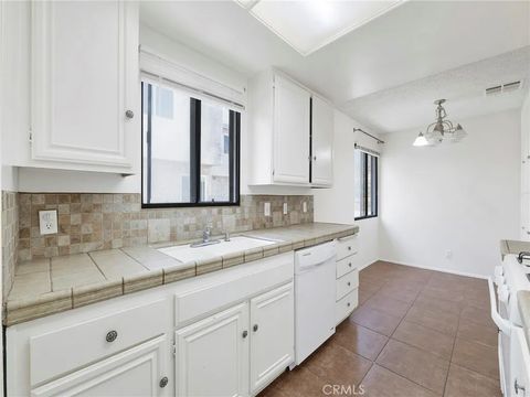 Tiny photo for 14291 Foothill Boulevard #9, Sylmar, CA 91342 (MLS # SR26083469)