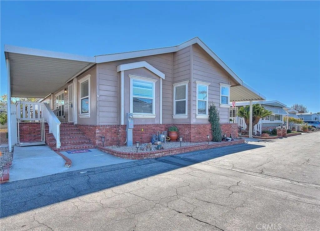 Photo of 3530 Damien Ave, La Verne, CA 91750 (MLS # CV25271151)