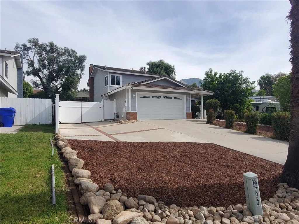 Photo of 7022 Laurel Place, Highlands, CA 92346 (MLS # IG26082581)