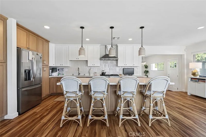 325 N Trotwood