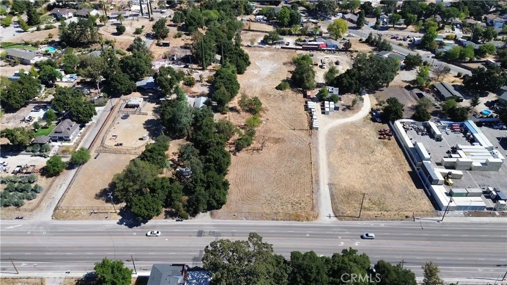 3755 El Camino Real