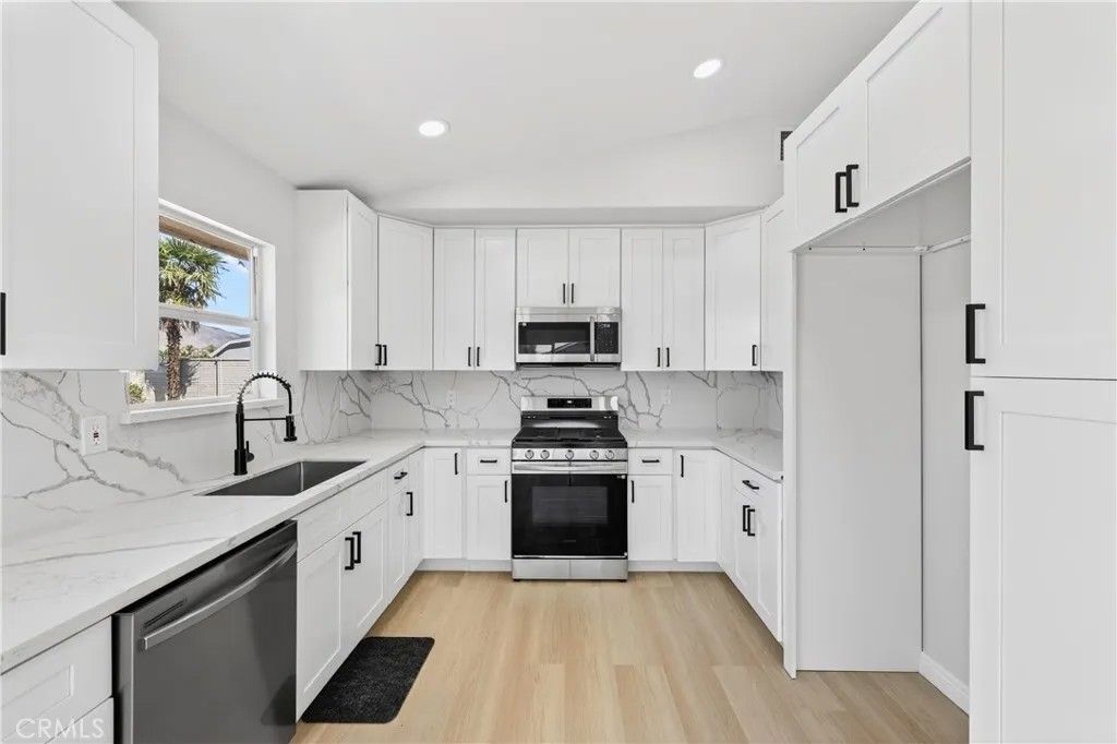 Photo of 3060 Linder St, Hemet, CA 92545 (MLS # RS26046662)