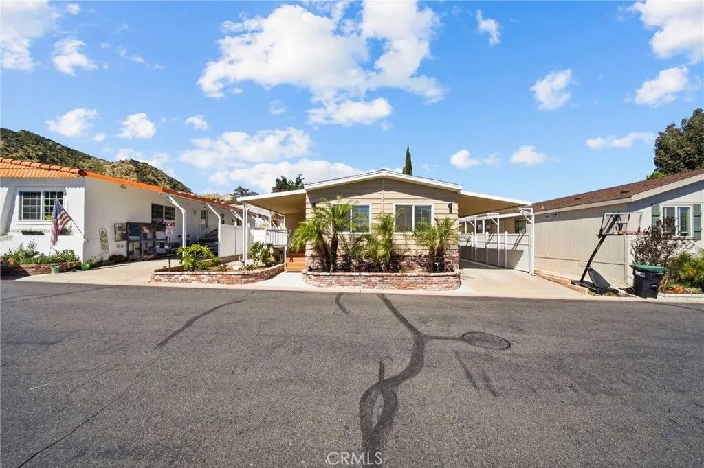 Photo of 31301 Lakehills #80, Castaic, CA 91384 (MLS # SR26089387)