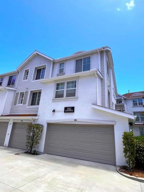 Photo of 820 Harbor Cliff Way #260, Oceanside, CA 92054 (MLS # NDP2605915)