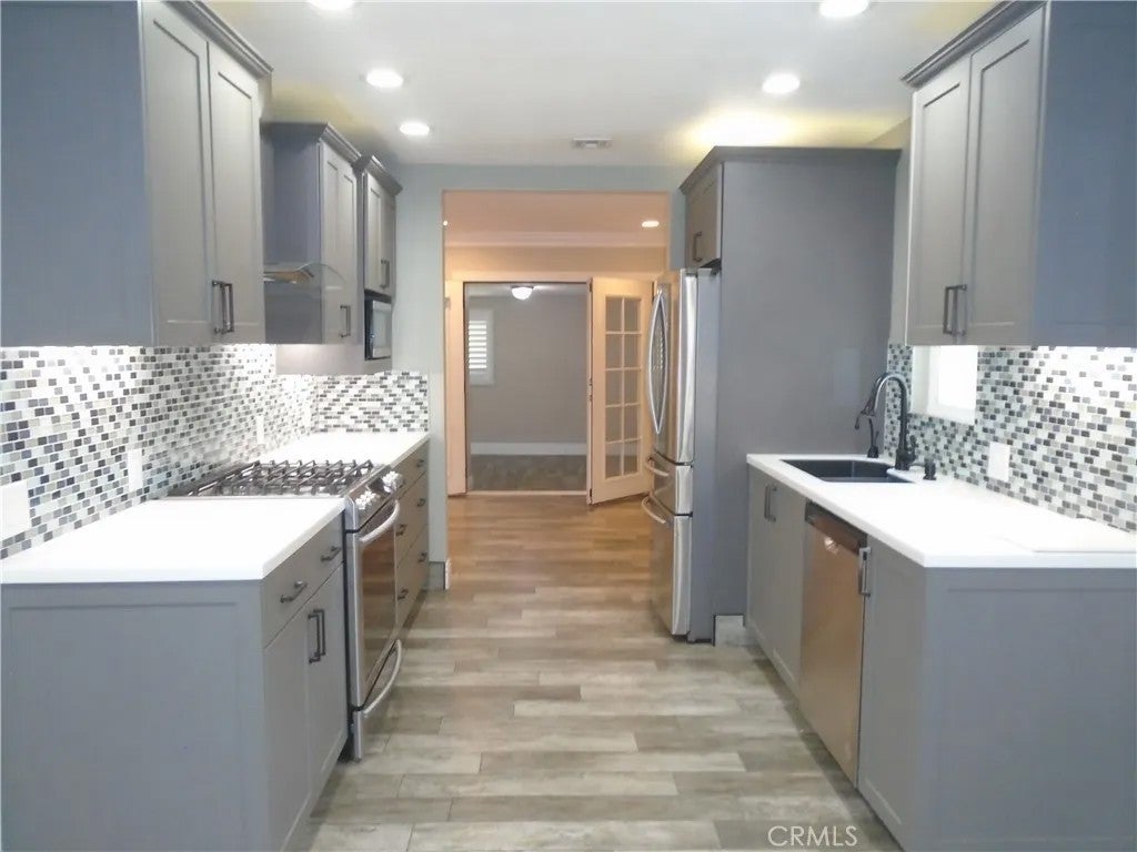 Photo of 304 W Juanita AVE, Glendora, CA 91740 (MLS # CV26200514)