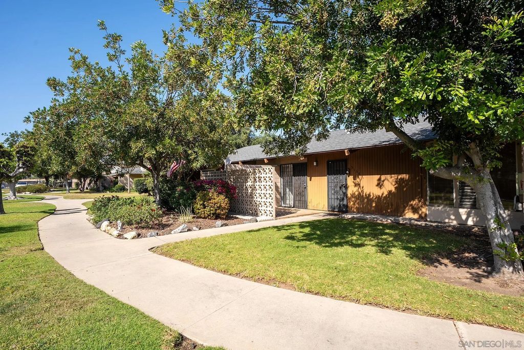 Photo of 513 Shady Ln #B, El Cajon, CA 92021 (MLS # 260009388)