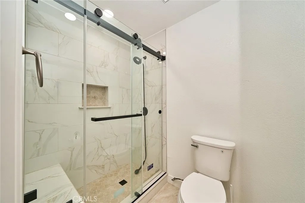4900 N Grand 306