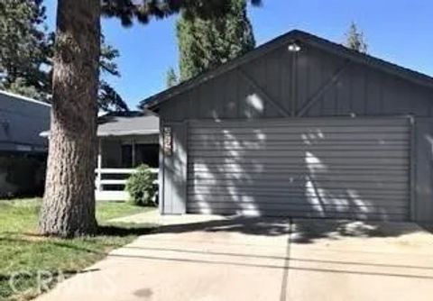 Photo of 657 W Valley, Big Bear Lake, CA 92314 (MLS # IG26051913)
