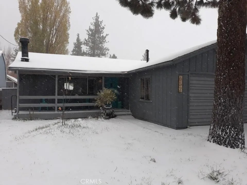 657 W Valley