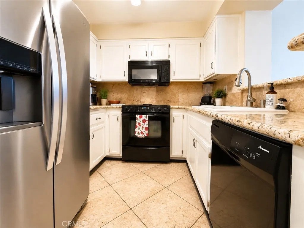11410 Brookshire 212