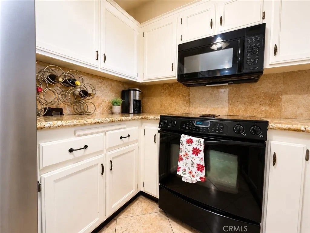 11410 Brookshire 212