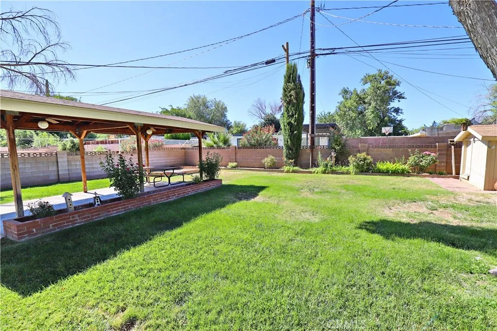 1144 W Avenue J11