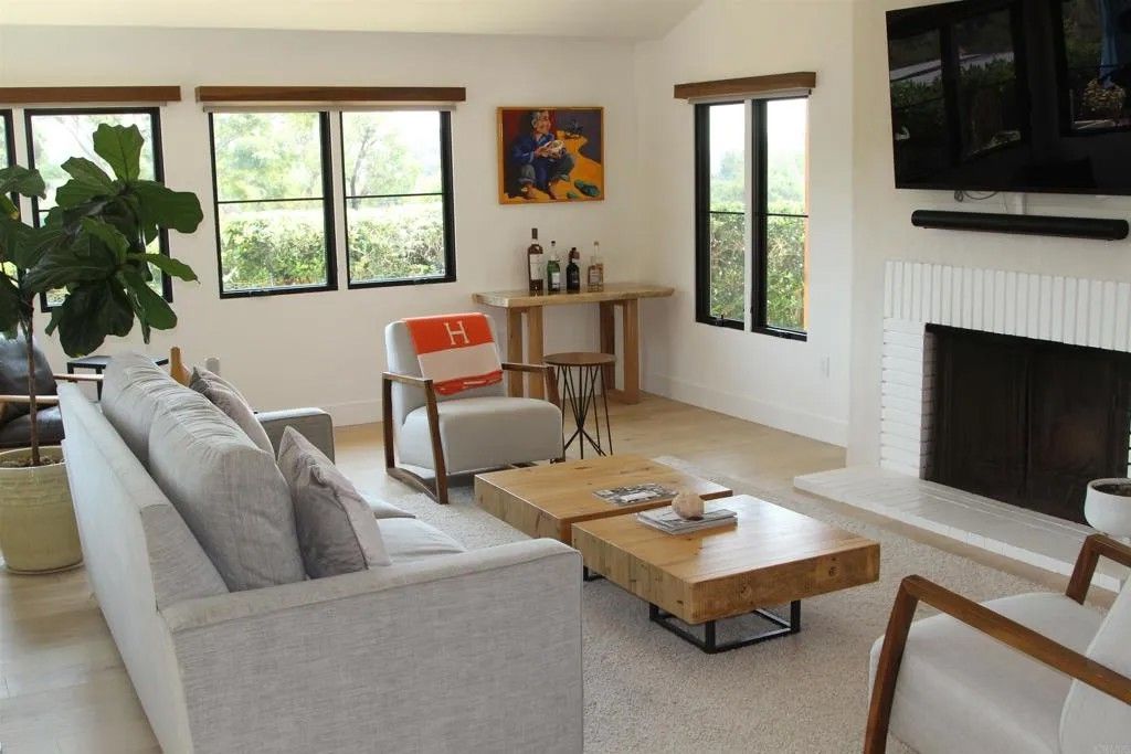 Photo of 6173 Paseo Arbolado, Rancho Santa Fe, CA 92067 (MLS # NDP2509514)