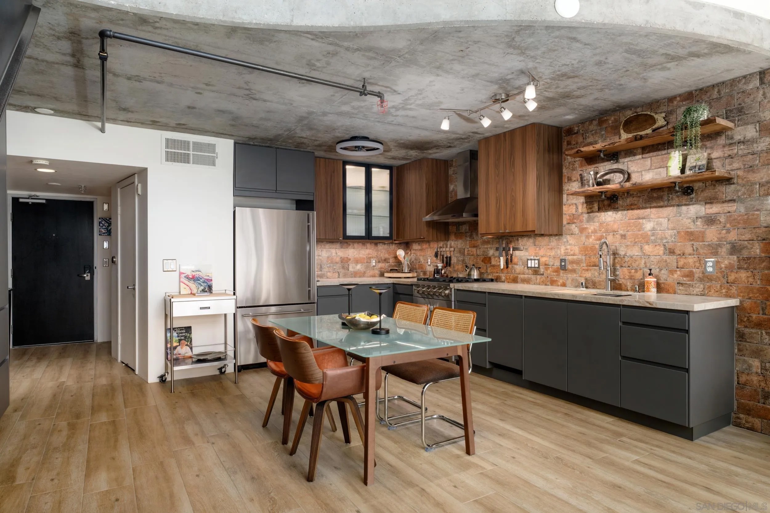 1780 Kettner Blvd 310