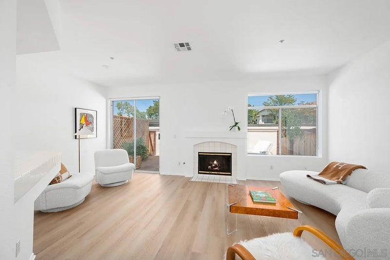 11382 Via Rancho San Diego D