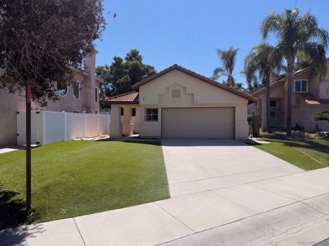 Photo of 1827 Corte Amarillo, Oceanside, CA 92056 (MLS # 260023072)