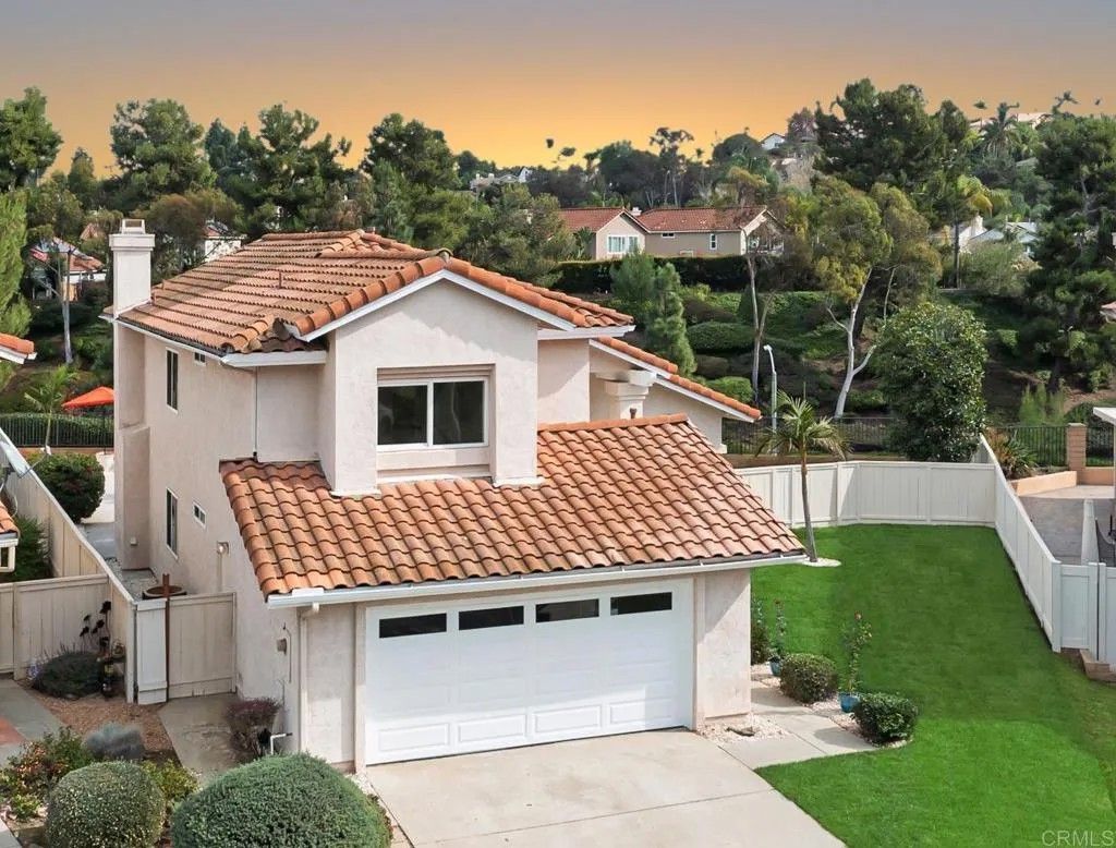 Photo of 1746 Country Squire, Vista, CA 92081 (MLS # NDP2510789)