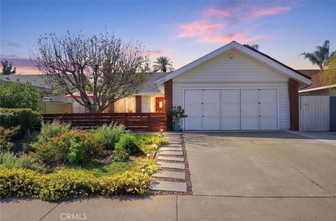 Photo of 22552 Taranto, Laguna Hills, CA 92653 (MLS # OC26069383)