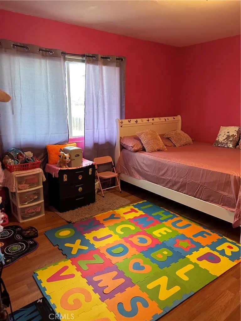 26136 Dartmouth