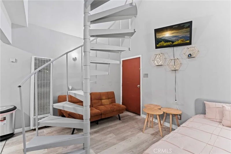 1286 Lovers Lane