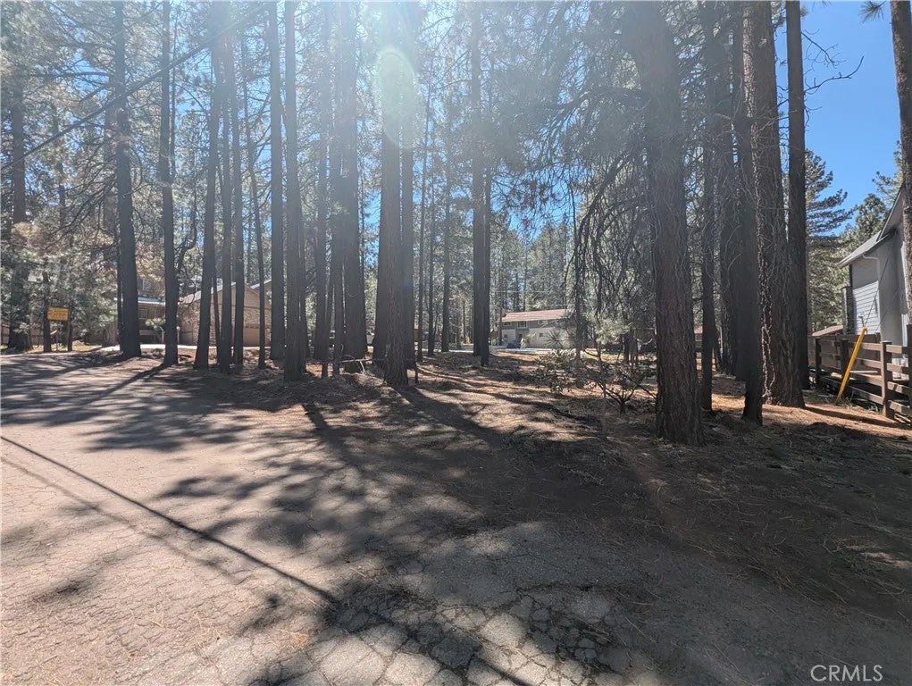 689 Summit