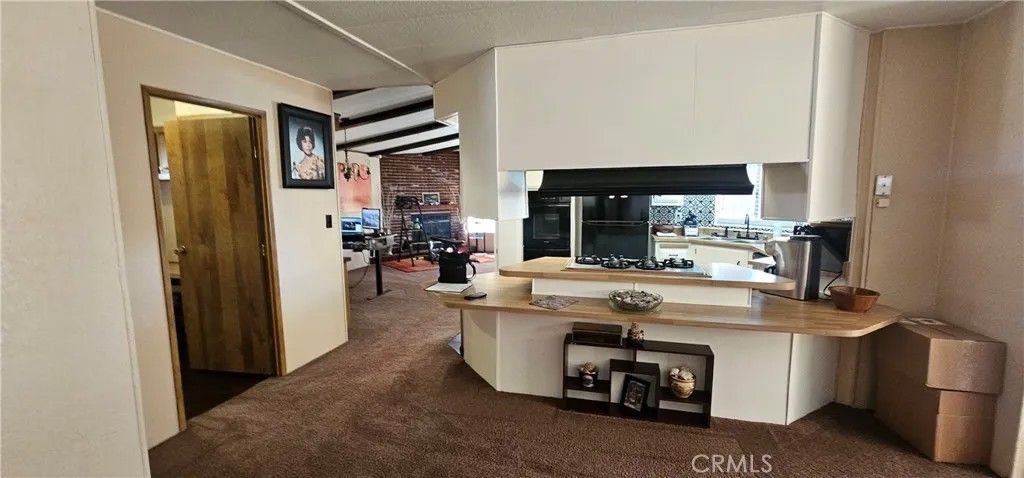 Photo of 929 E Foothill Blvd #15, Upland, CA 91786 (MLS # IG25280024)