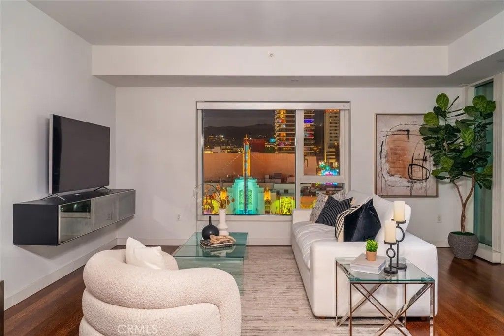 Photo of 6250 Hollywood Blvd #7G, Hollywood, CA 90028 (MLS # AR26018063)