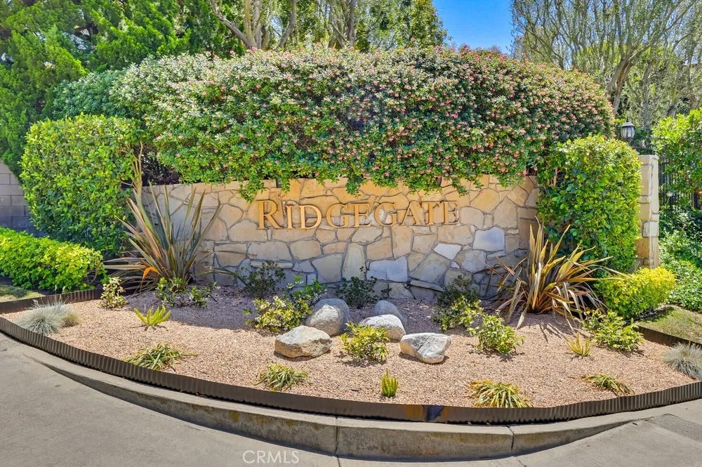 27914 Ridgebluff Court