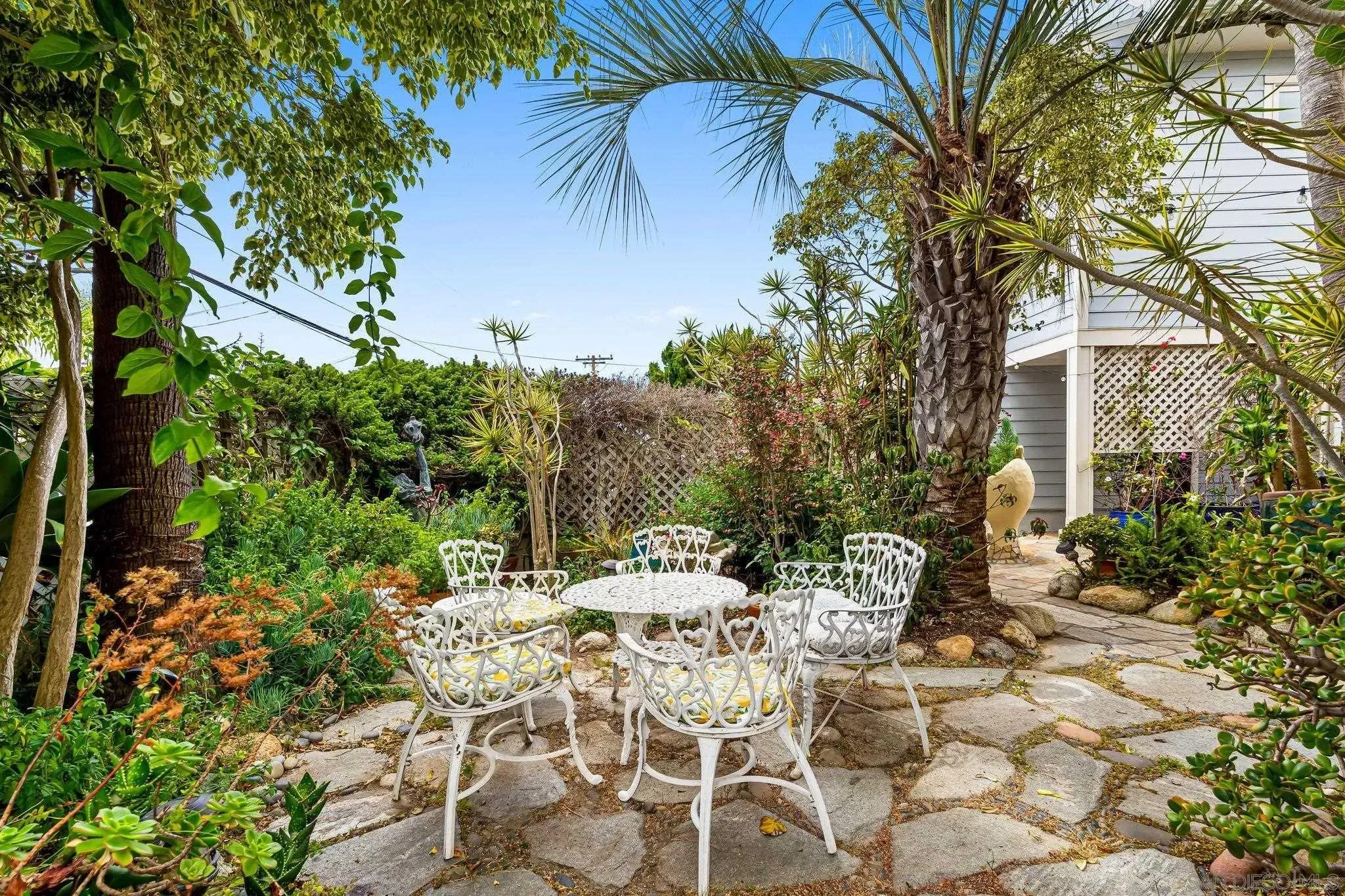 La Jolla, California 92037, United States, 4 Bedrooms Bedrooms, ,3 BathroomsBathrooms,Residential,Active,175698