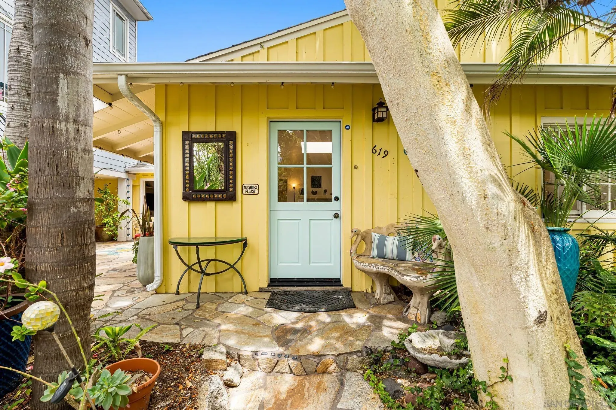 La Jolla, California 92037, United States, 4 Bedrooms Bedrooms, ,3 BathroomsBathrooms,Residential,Active,175698