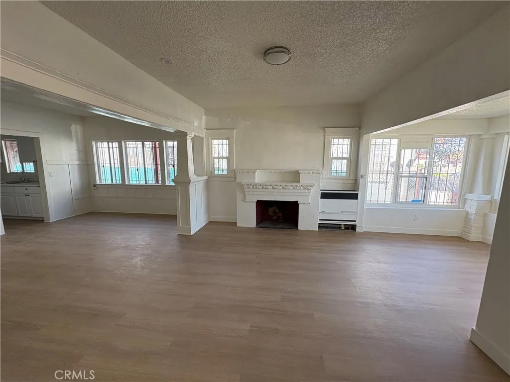 1030 W 88th Street